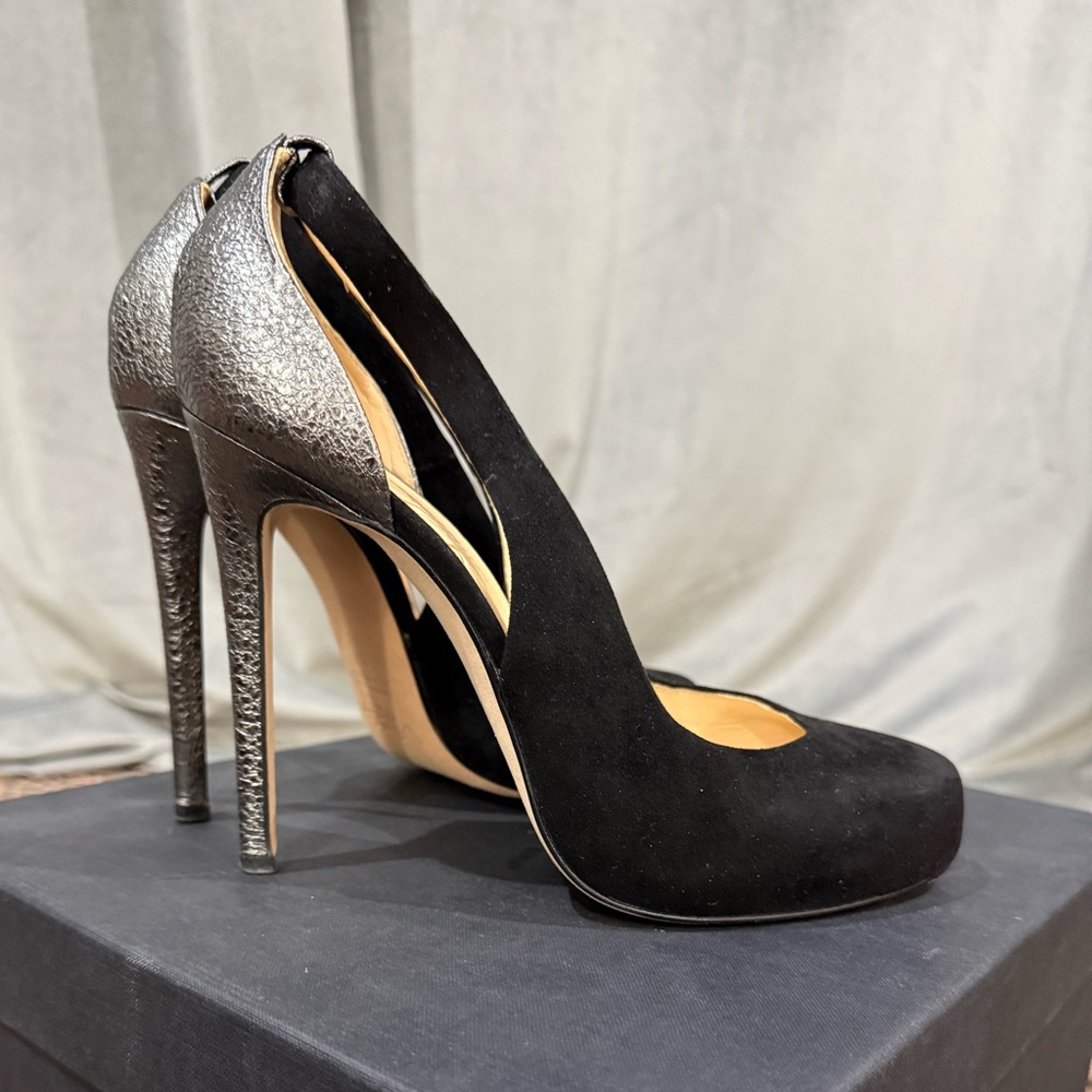 Alejandro Ingelmo Silver and Black Heels